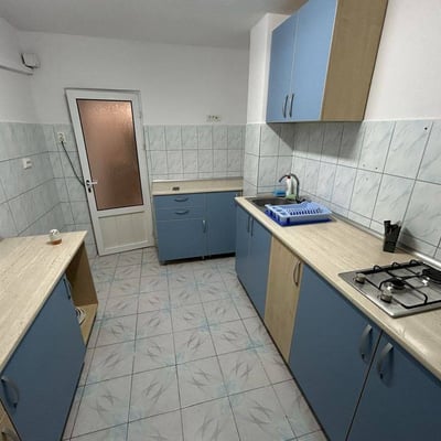Аренда комфортной 2-комнатной квартиры с отдельной кухней, 55 м², район Томис Норд, Констанца, Румыния